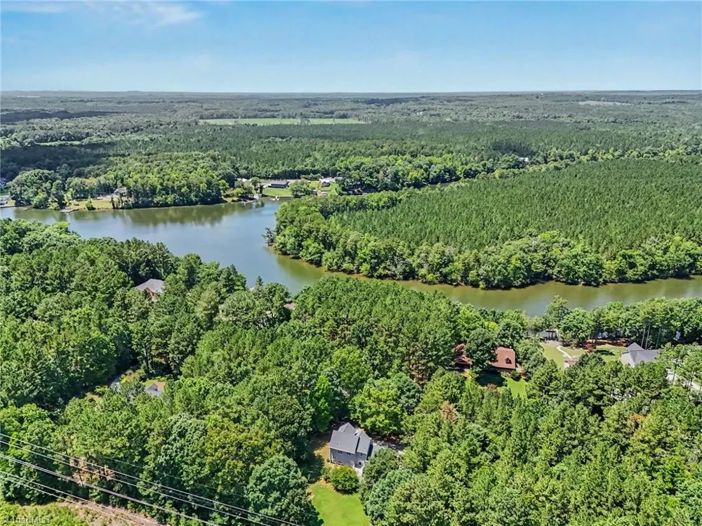 816 Crystal Bay Drive Denton, NC 27239