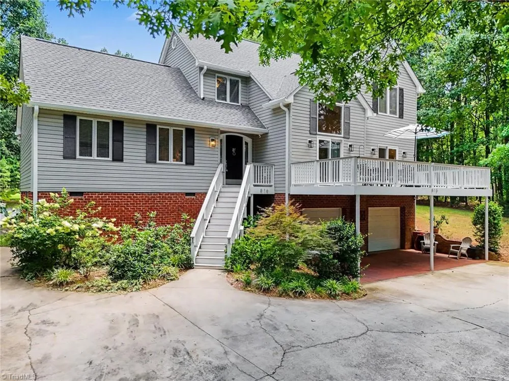 816 Crystal Bay Drive Denton, NC 27239