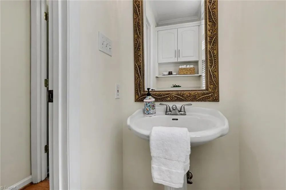 816 Crystal Bay Drive Denton, NC 27239