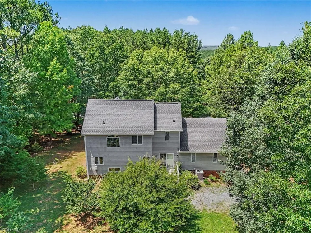 816 Crystal Bay Drive Denton, NC 27239