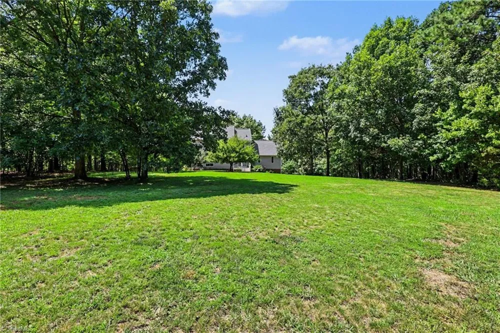 816 Crystal Bay Drive Denton, NC 27239