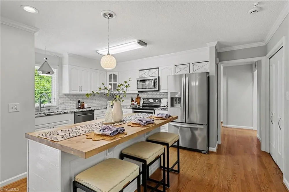 816 Crystal Bay Drive Denton, NC 27239