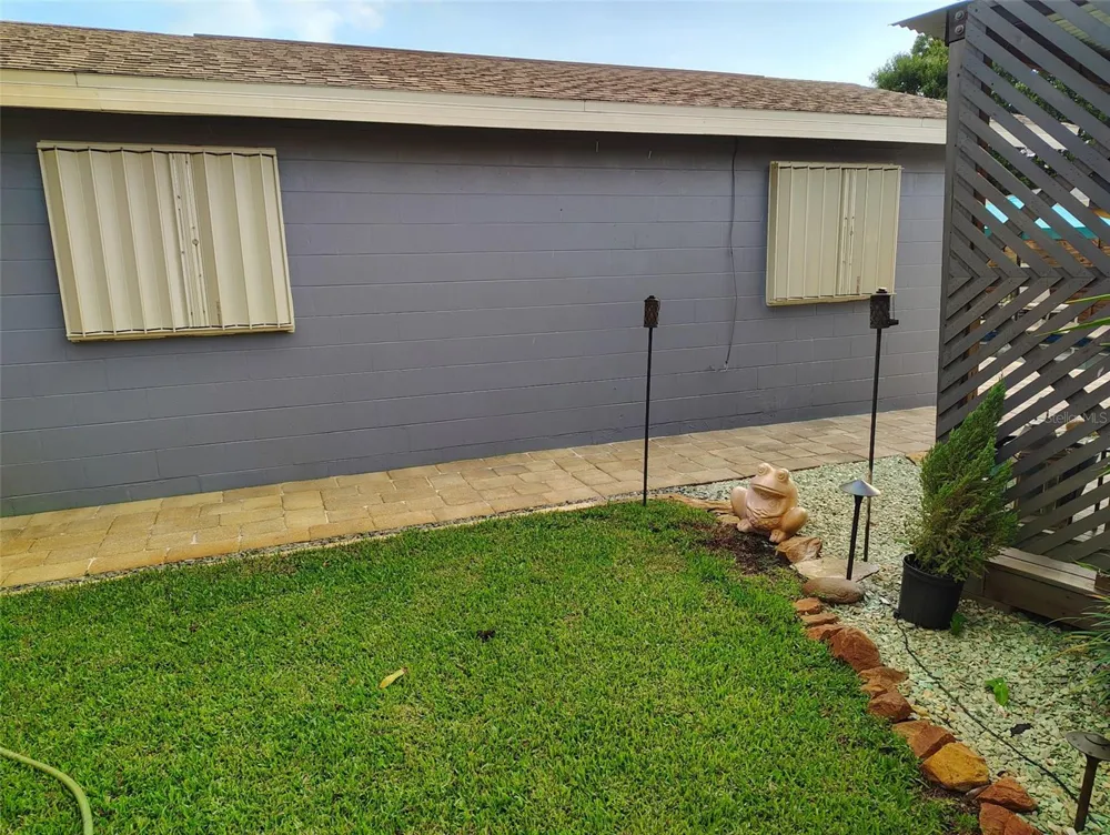 968 62ND PLACE S St Petersburg, FL 33705