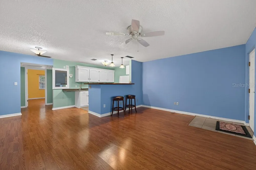 4801 AIRPORT ROAD #118 Zephyrhills, FL 33542