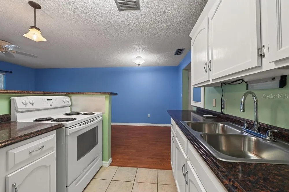 4801 AIRPORT ROAD #118 Zephyrhills, FL 33542