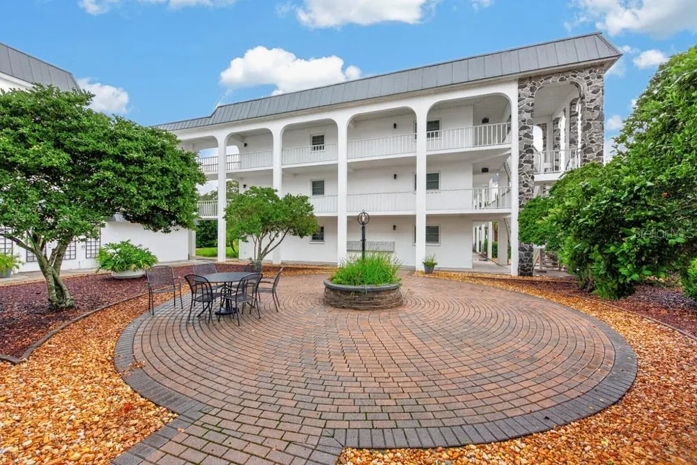 4801 AIRPORT ROAD #118 Zephyrhills, FL 33542