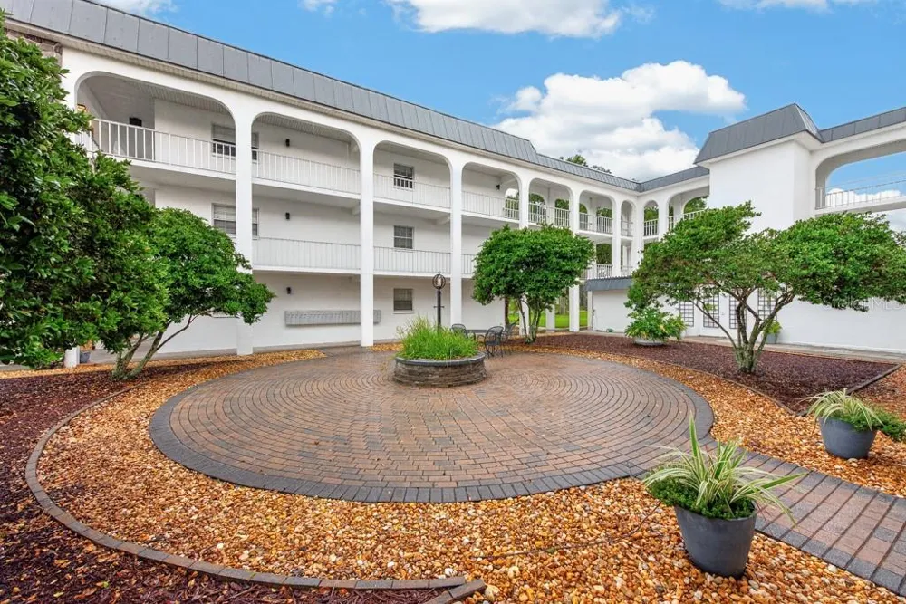 4801 AIRPORT ROAD #118 Zephyrhills, FL 33542