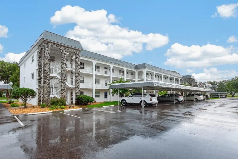 4801 AIRPORT ROAD #118 Zephyrhills, FL 33542
