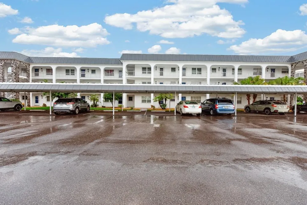 4801 AIRPORT ROAD #118 Zephyrhills, FL 33542