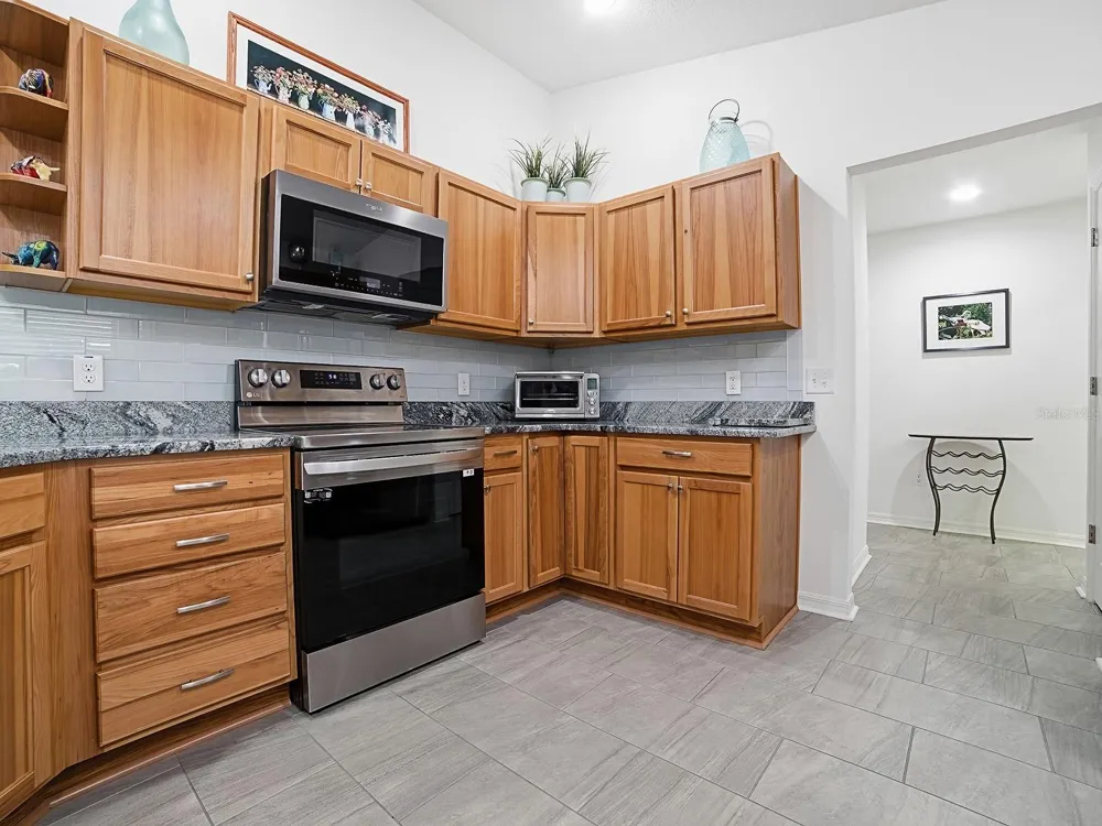 843 CLIFFORD COURT The Villages, FL 32163