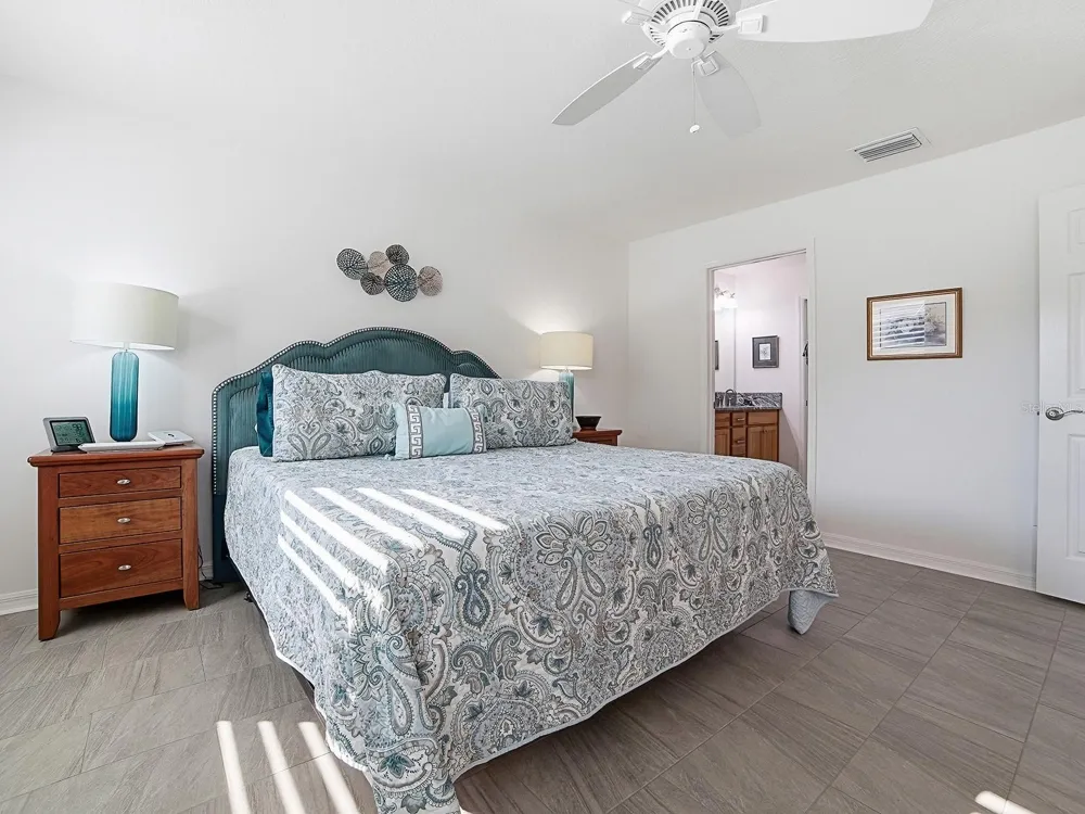 843 CLIFFORD COURT The Villages, FL 32163