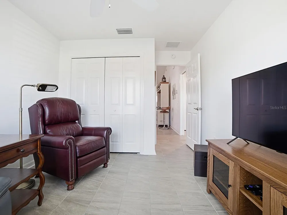 843 CLIFFORD COURT The Villages, FL 32163