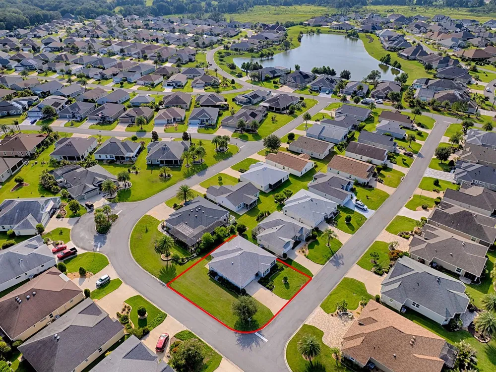 843 CLIFFORD COURT The Villages, FL 32163