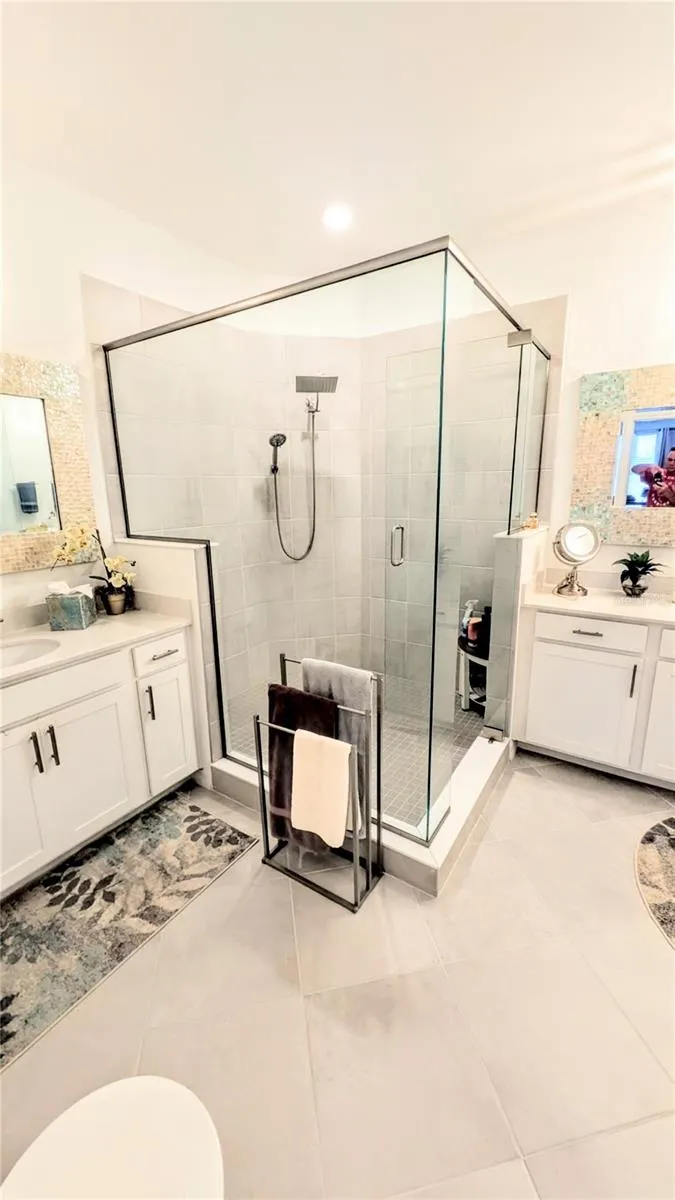 5639 HONORE AVENUE #222 Sarasota, FL 34243