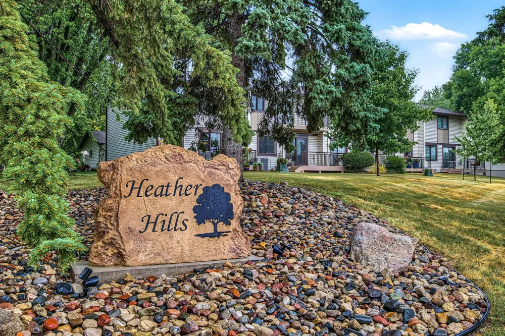 13769 Heather Hills Drive Burnsville, MN 55337