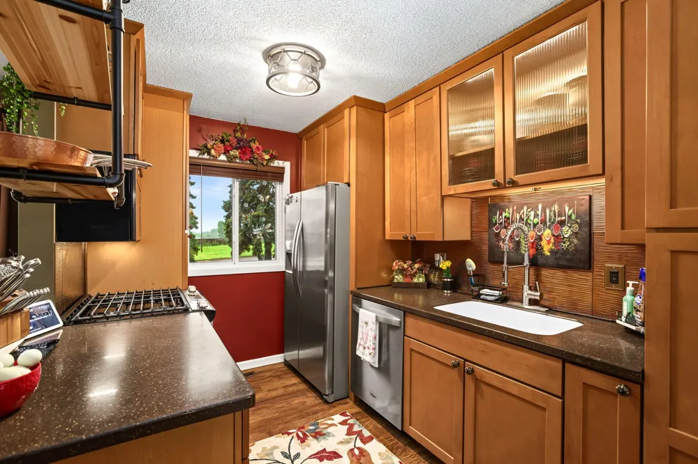 13769 Heather Hills Drive Burnsville, MN 55337