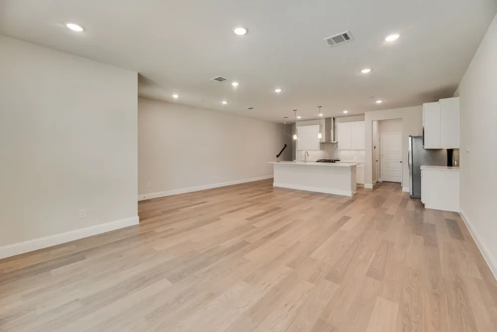 8317 Bayside Drive Rowlett, TX 75088