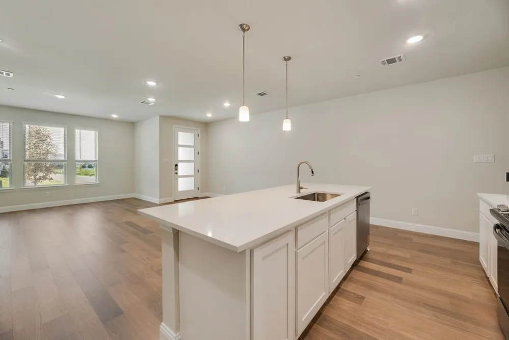 8317 Bayside Drive Rowlett, TX 75088