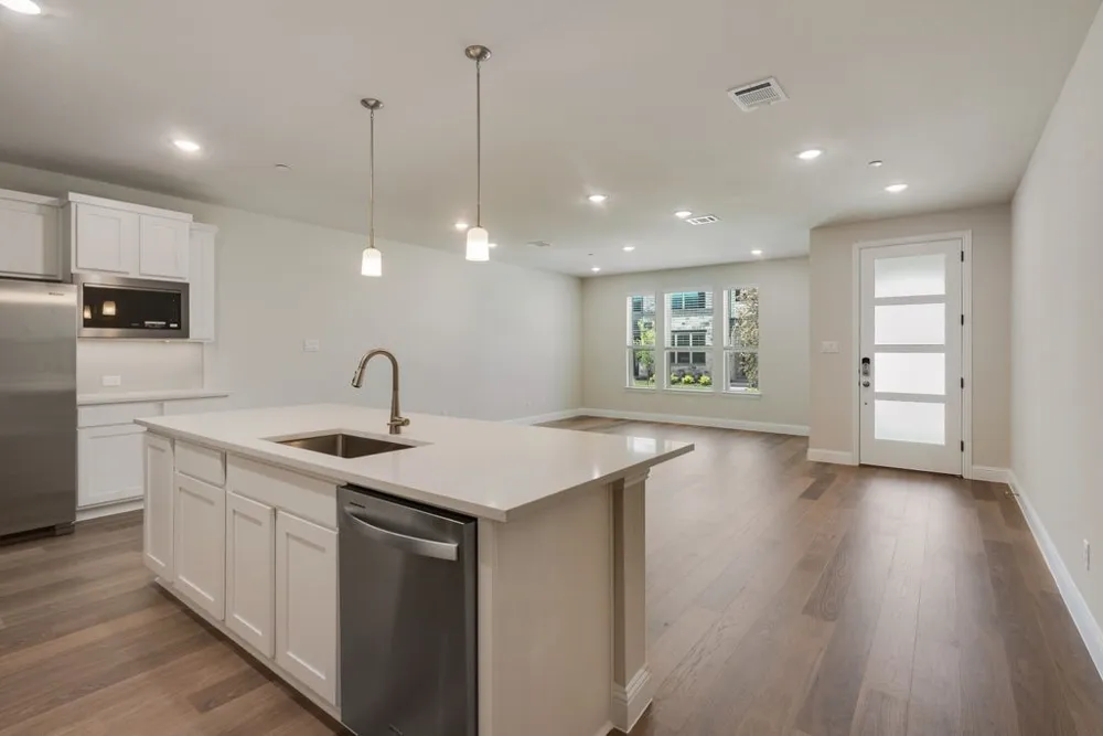 8317 Bayside Drive Rowlett, TX 75088