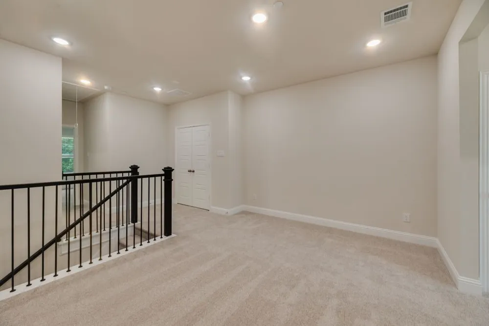 8317 Bayside Drive Rowlett, TX 75088