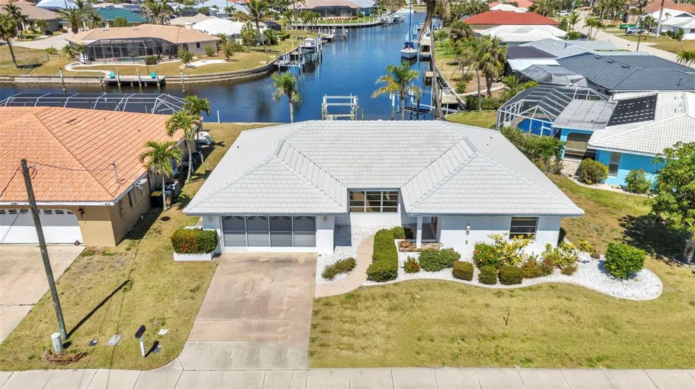 2350 W MARION AVENUE Punta Gorda, FL 33950