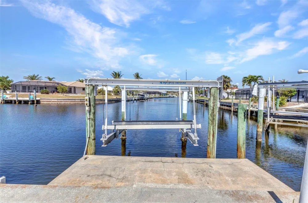 2350 W MARION AVENUE Punta Gorda, FL 33950