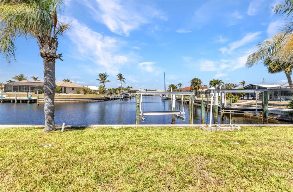 2350 W MARION AVENUE Punta Gorda, FL 33950