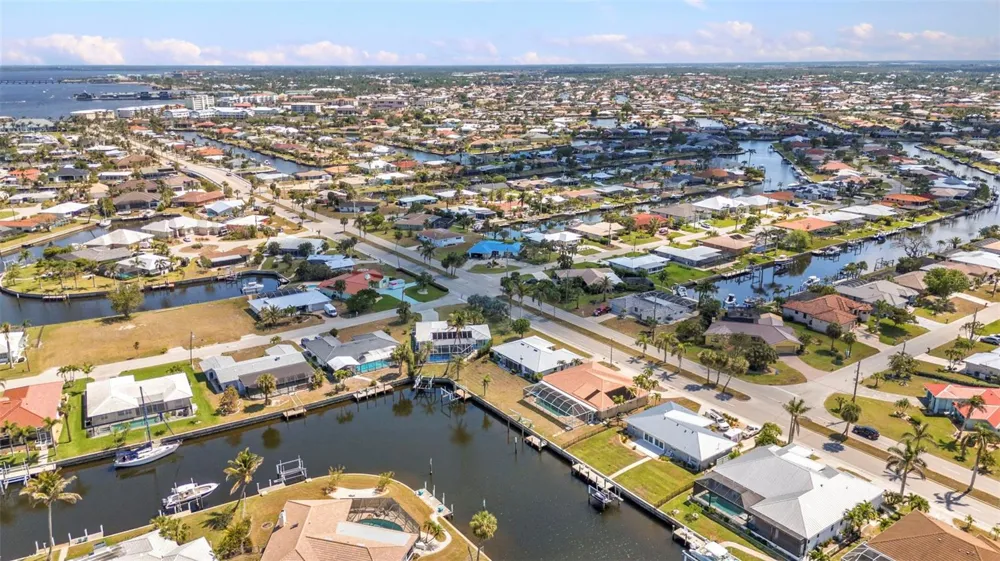 2350 W MARION AVENUE Punta Gorda, FL 33950