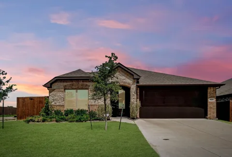 921 Amberwood Drive