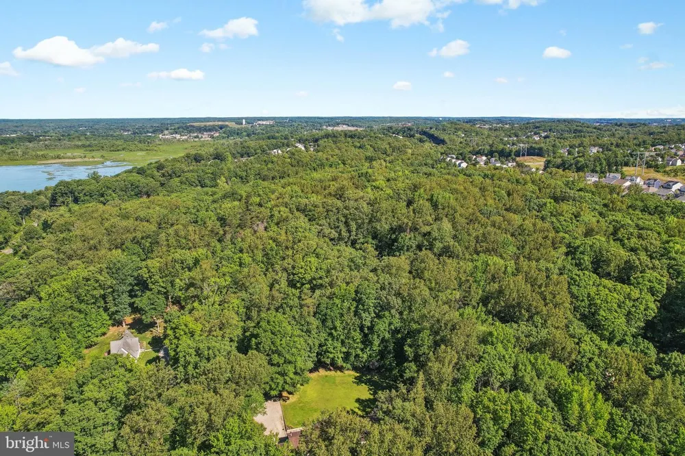 18303 POSSUM POINT ROAD Dumfries, VA 22026