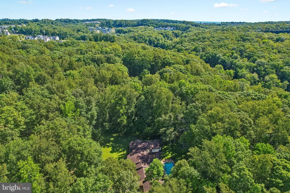 18303 POSSUM POINT ROAD Dumfries, VA 22026