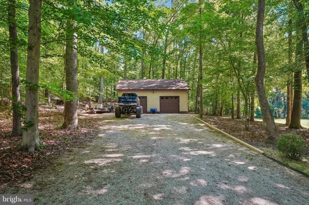 18303 POSSUM POINT ROAD Dumfries, VA 22026
