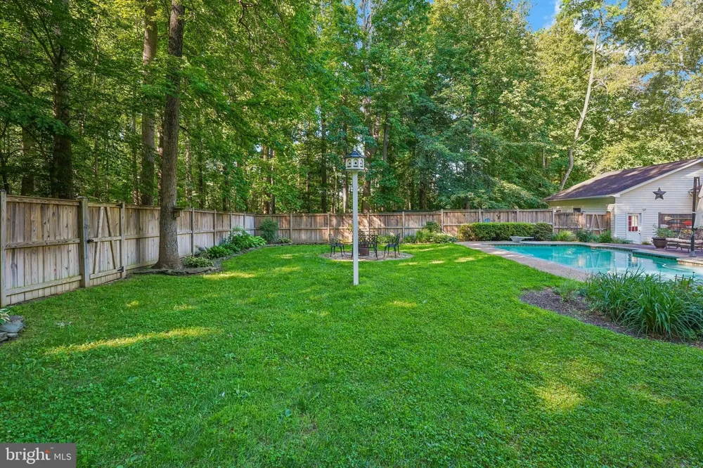 18303 POSSUM POINT ROAD Dumfries, VA 22026