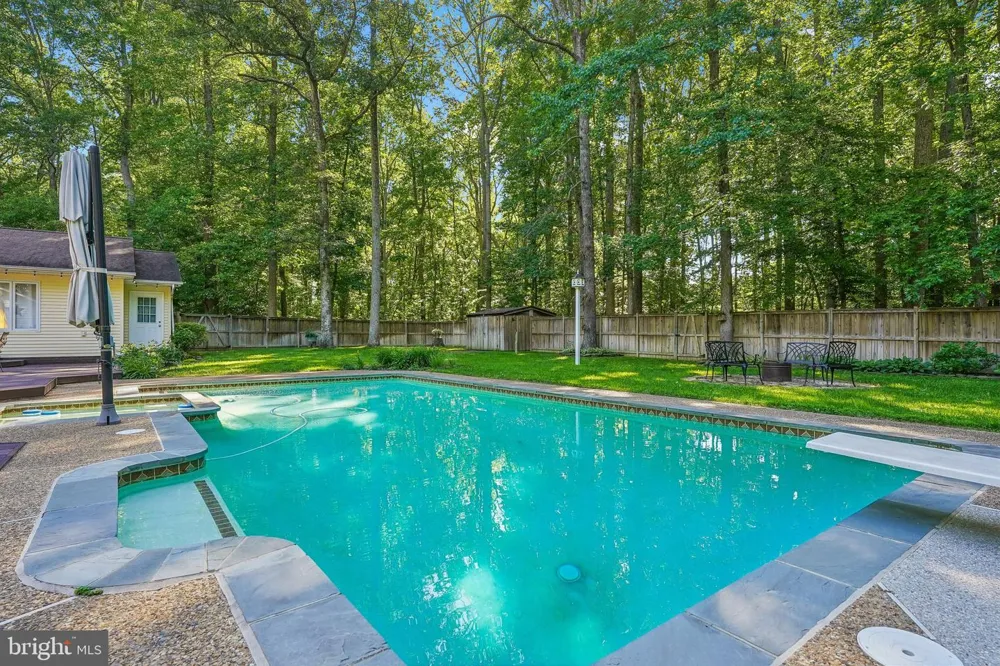 18303 POSSUM POINT ROAD Dumfries, VA 22026