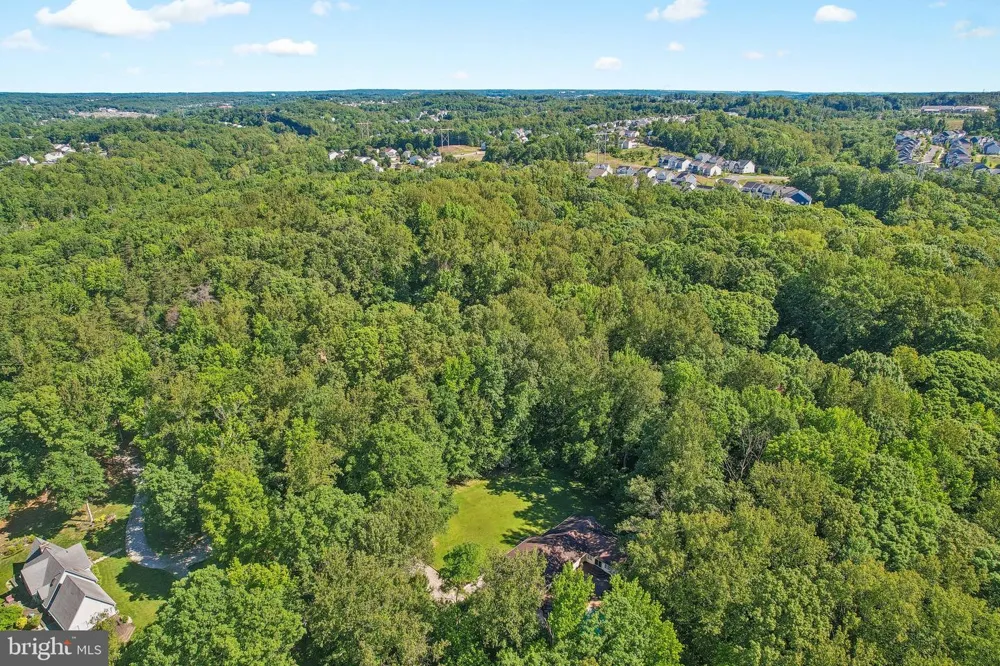 18303 POSSUM POINT ROAD Dumfries, VA 22026