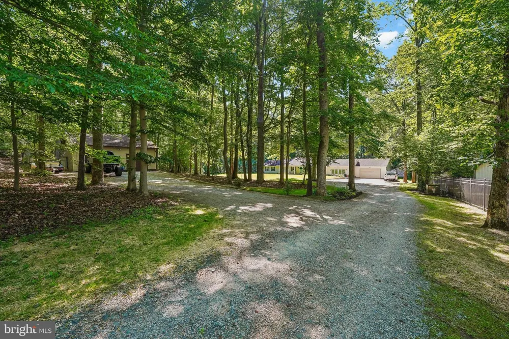 18303 POSSUM POINT ROAD Dumfries, VA 22026
