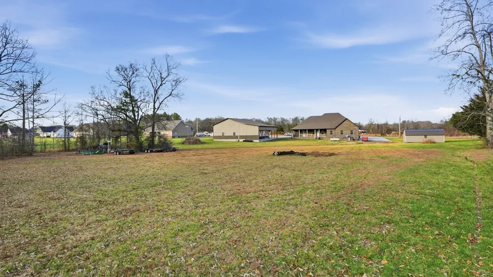 667 Pete Sain Rd Manchester, TN 37355