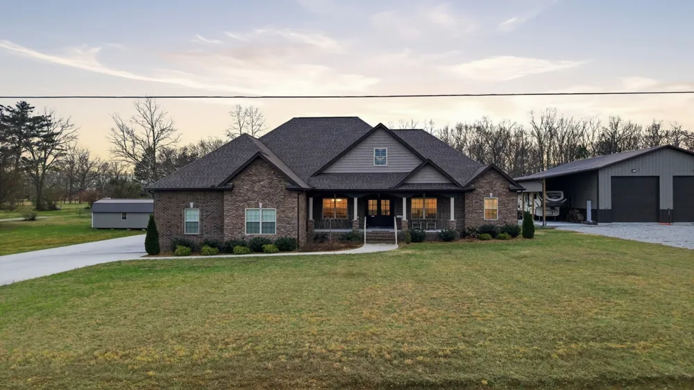 667 Pete Sain Rd Manchester, TN 37355