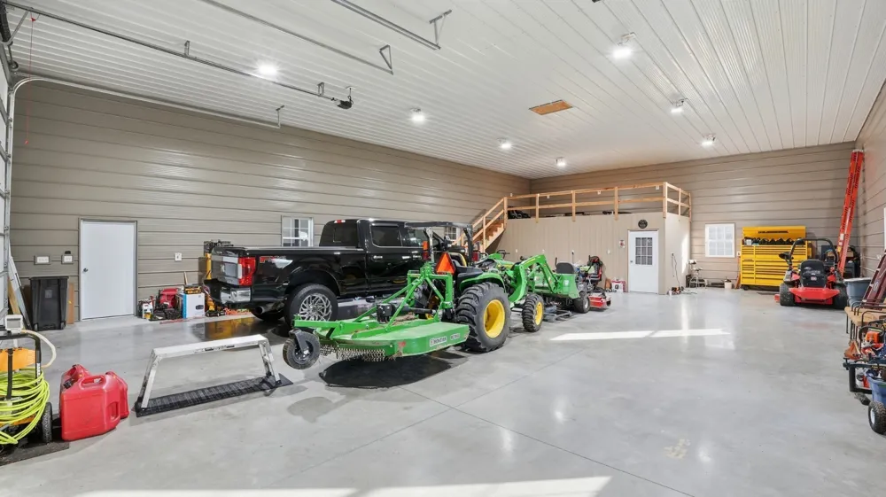 667 Pete Sain Rd Manchester, TN 37355