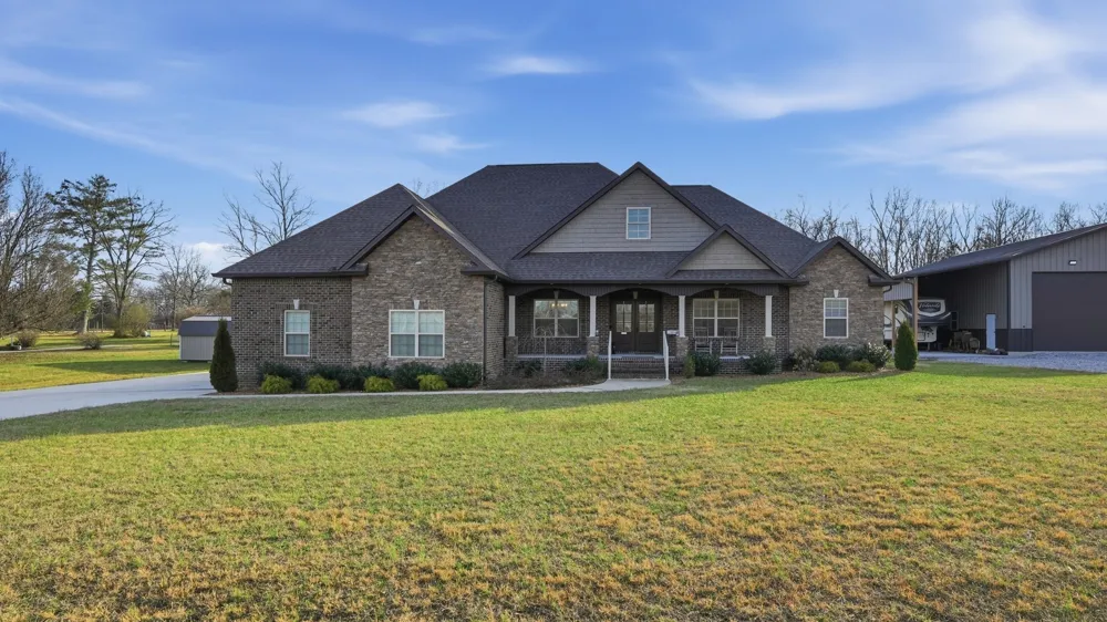 667 Pete Sain Rd Manchester, TN 37355