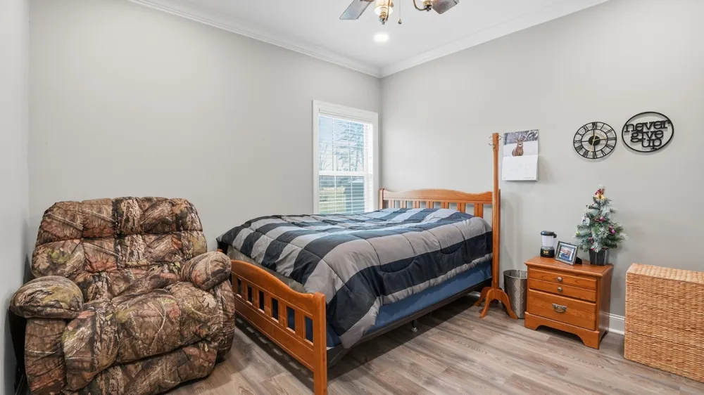 667 Pete Sain Rd Manchester, TN 37355