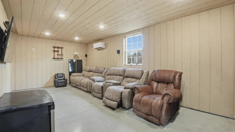 667 Pete Sain Rd Manchester, TN 37355