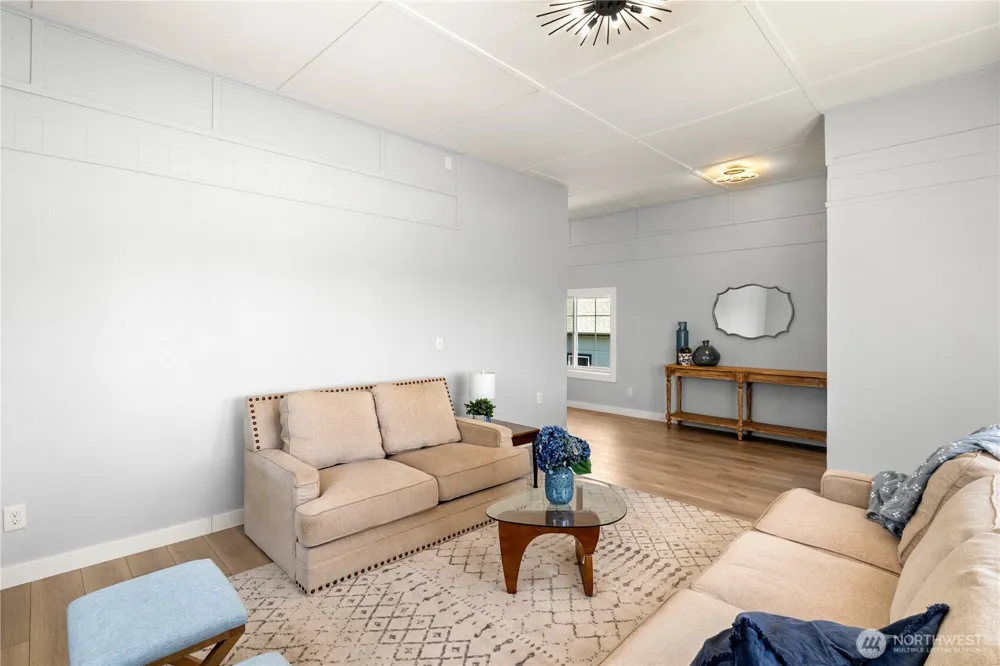 2415 Pacific Avenue Hoquiam, WA 98550