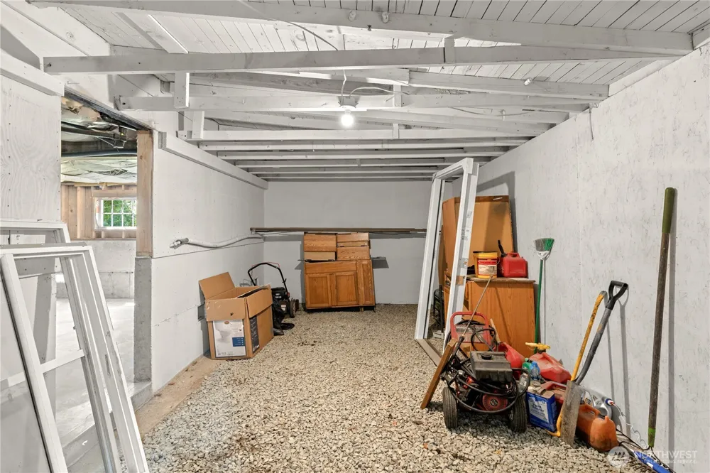 2415 Pacific Avenue Hoquiam, WA 98550