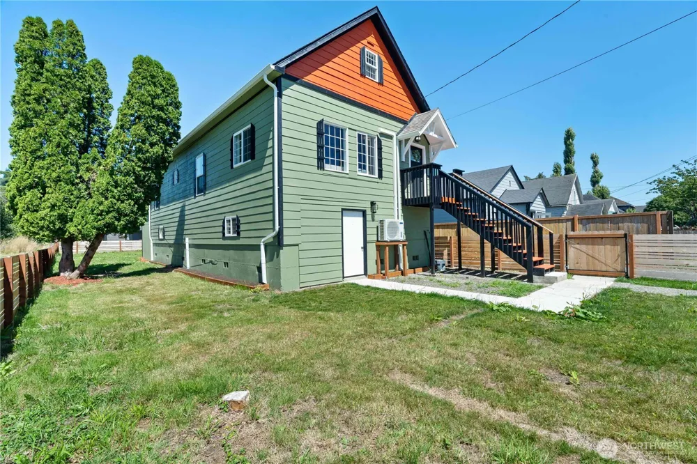 2415 Pacific Avenue Hoquiam, WA 98550