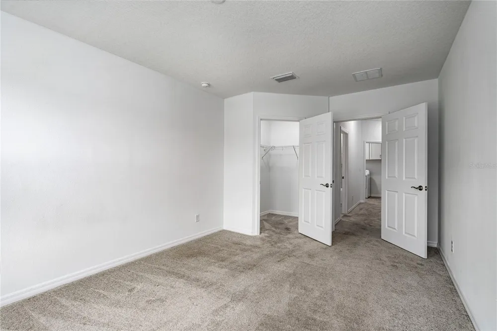 254 VIA ANINA DRIVE Sarasota, FL 34243