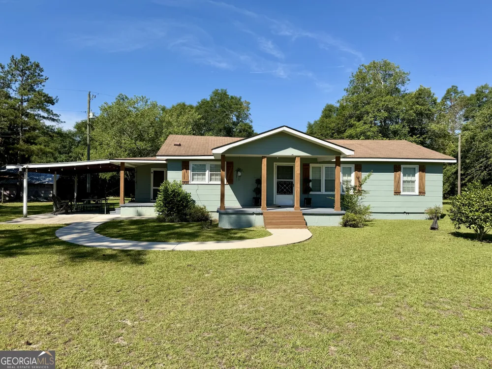 170 Lovely Grove Church RD Eastman, GA 31023