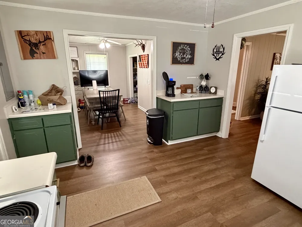170 Lovely Grove Church RD Eastman, GA 31023