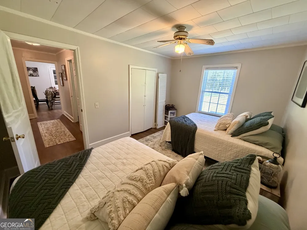 170 Lovely Grove Church RD Eastman, GA 31023