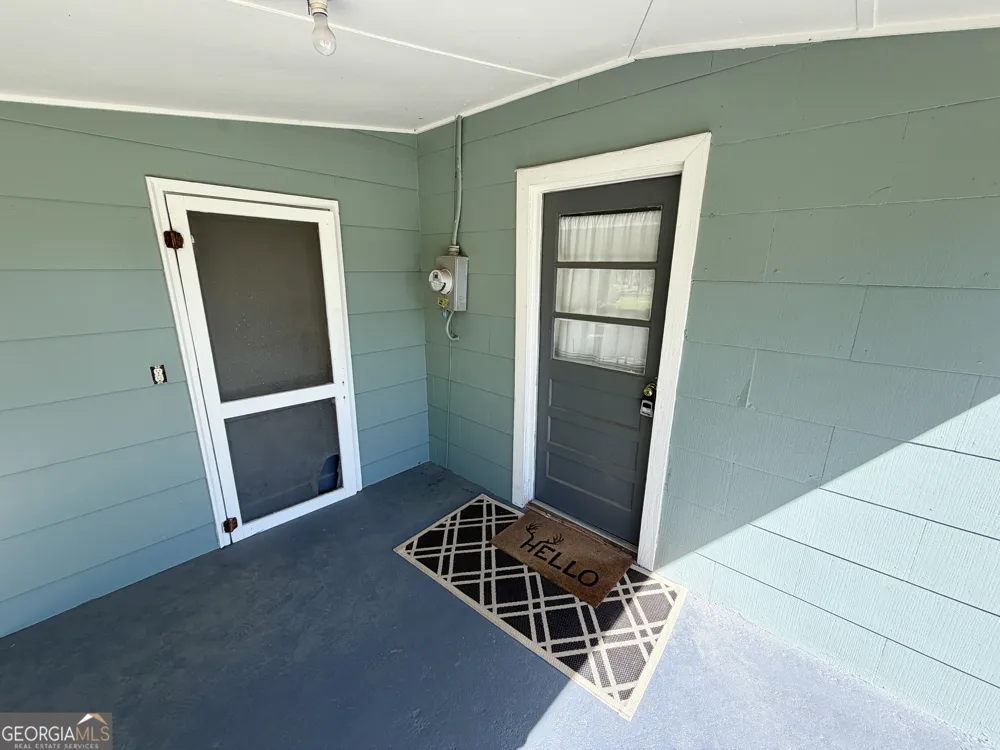 170 Lovely Grove Church RD Eastman, GA 31023